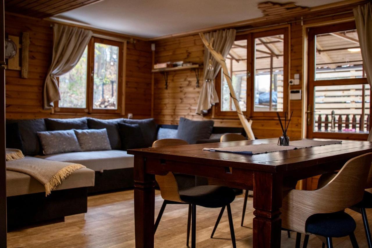 Toelgyes Menedek Apartment Noszvaj Exterior photo